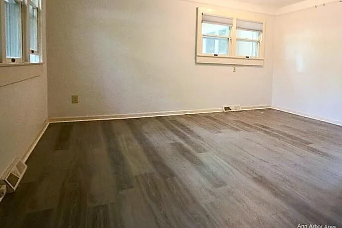 611 Robin Rd — Photo 15