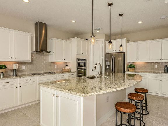Kitchen with Island and Granite