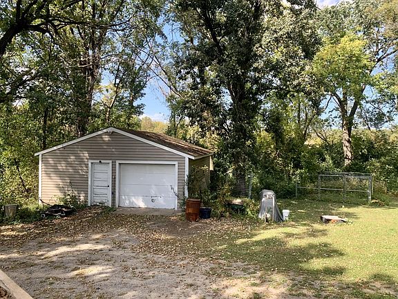 4th image of 16379 Iresfeld Ave NW