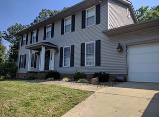 119 Eastwood Ln, Nitro, WV 25143