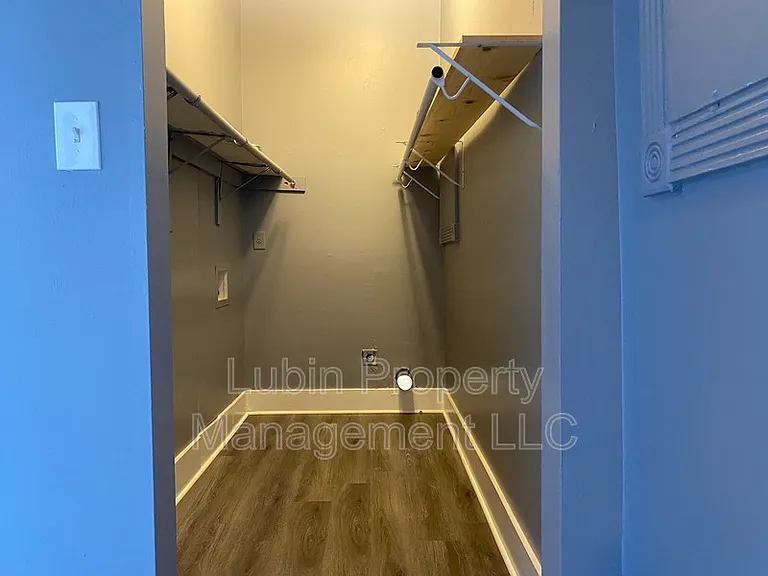 319 Lema Pl — Photo 5