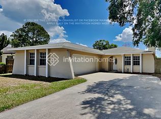 11629 Country Run Rd, Tampa, FL 33624