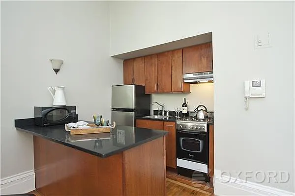 Rented by Oxford Property Group | media 24