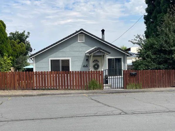 713 Sierra St, Susanville, CA 96130