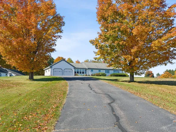 716 Hodsdon Road, Pownal, ME 04069