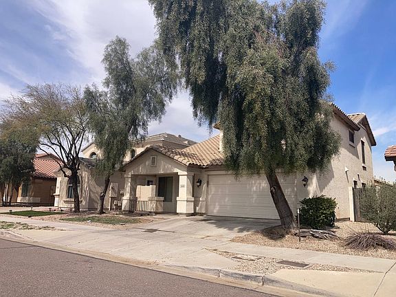 3rd image of 5628 W Southgate Ave