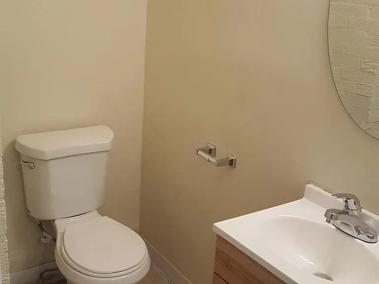 26236 Clancy St — Photo 30