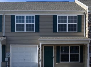 20 Montague Way, Inwood, WV 25428