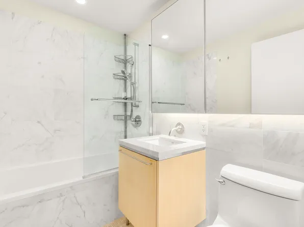 200 Chambers Street image 7 of 11