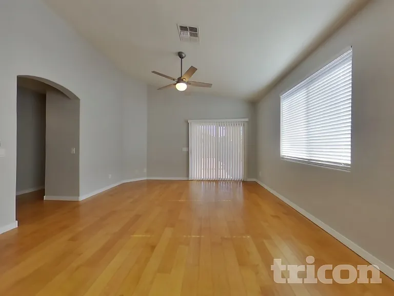 17220 W Lundberg St — Photo 16