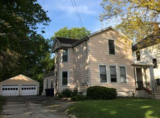 526 High Ave, Oshkosh, WI 54901