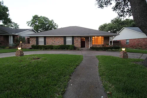 10146 Coveridge Dr Photo 1