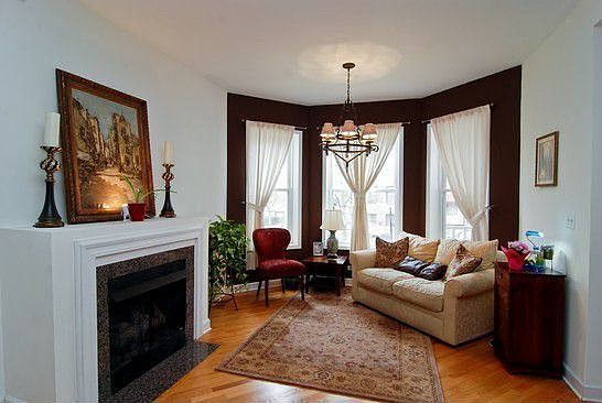 2nd image of 3705 N Paulina St #1
