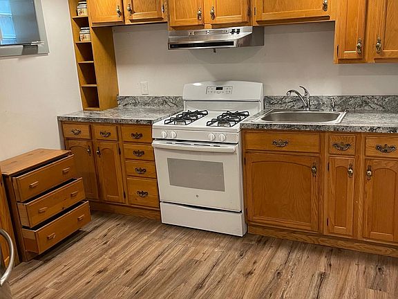 New Kitchen Cabinets