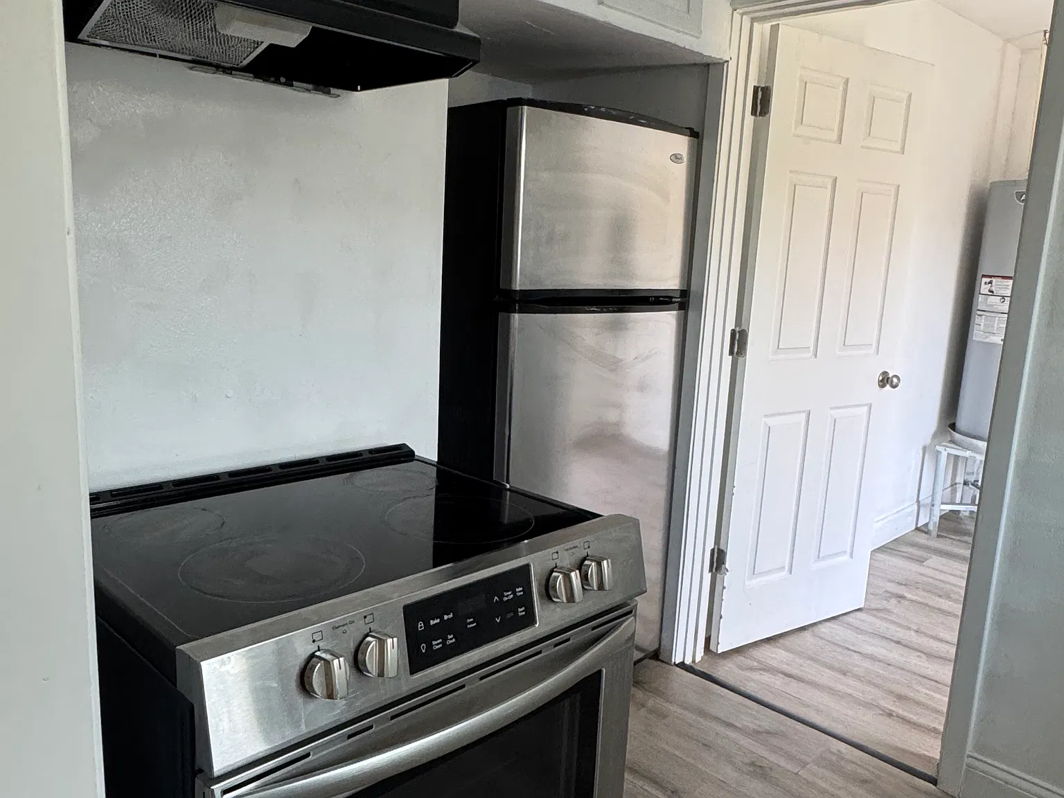 2 bed, $1,230 — Photo 4