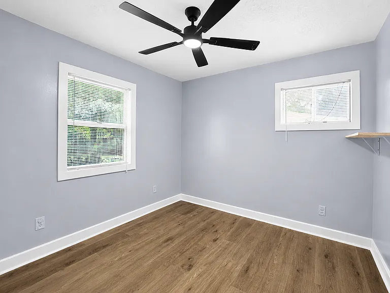 5 Warren Dr — Photo 11