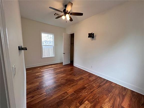 3rd image of 726 S Gayoso St