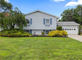 4613 Galloway Rd, Sandusky, OH 44870