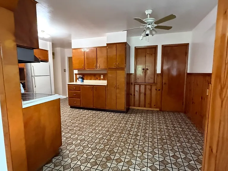 19 Pleasantview Ave #PENTHOUSE — Photo 8