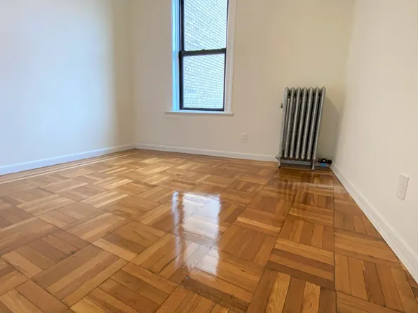 (undisclosed Address), Bronx, NY 10468