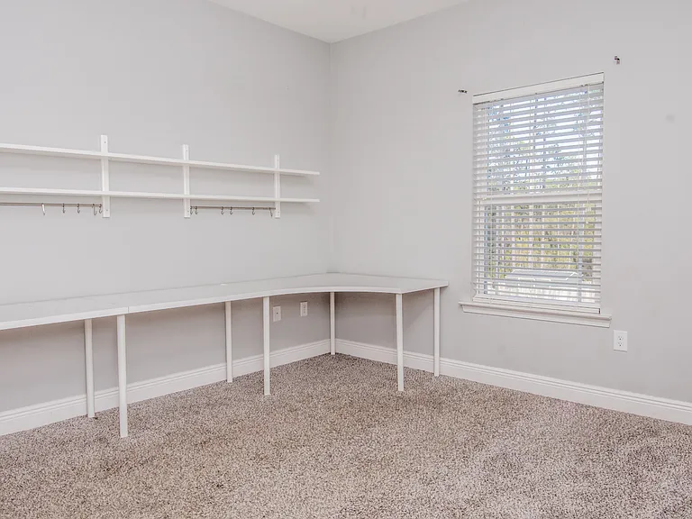 5567 Galaxy Dr — Photo 24