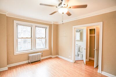 1st image of 924 W Eastwood Ave #503