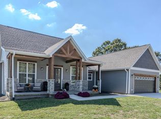 2061 Tower Rd, Marshfield, MO 65706