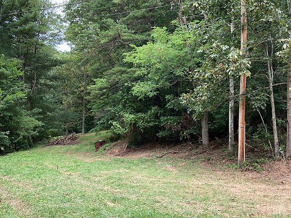 4th image of 3736 Millers Back Run Rd