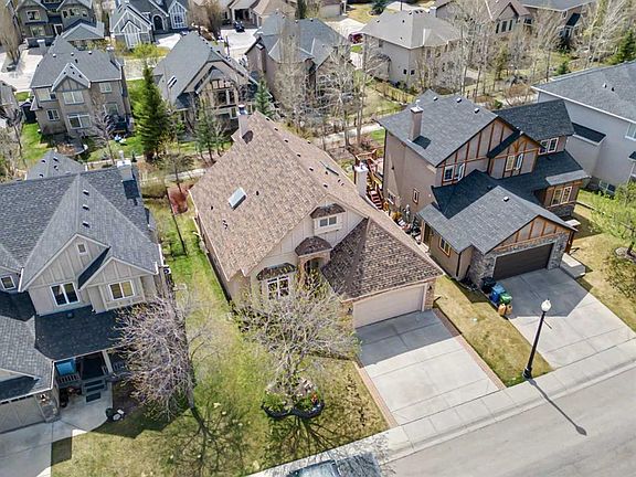 2nd image of 183 NE Discovery Ridge Way SW