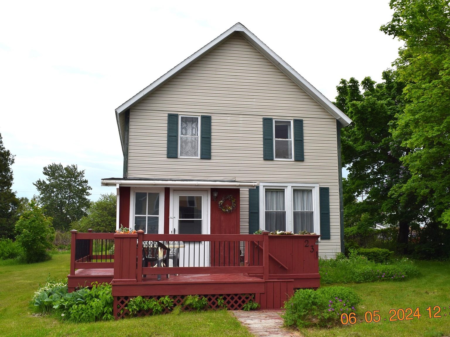 231 S Ontario St, De Tour Village, MI 49725 MLS 24487 Zillow