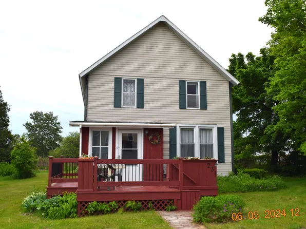 231 S Ontario St, De Tour Village, MI 49725