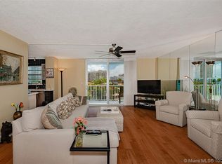 137 E Golden Isles Dr #407, Hallandale Beach, FL 33009