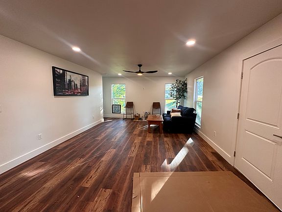 2nd image of 773 E 1st St #775