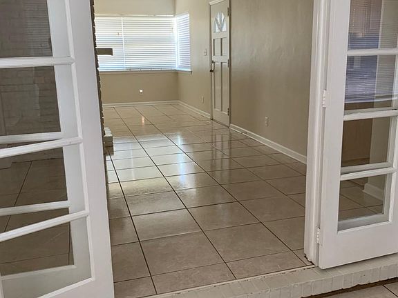 2nd image of 6215 Fordham Cir E