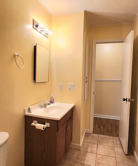 5592 Cold Stream Dr — Photo 16