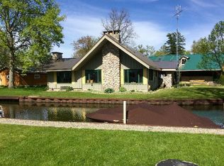 6391 Horseshoe Bnd, Mayville, NY 14757