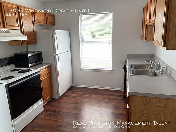 4th image of 1606 Windward Dr APT C