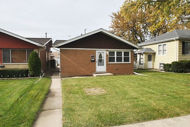 1st image of 7716 Mason Ave
