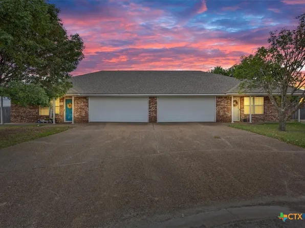 905 Black Diamond Cir #7, Hewitt, TX 76643