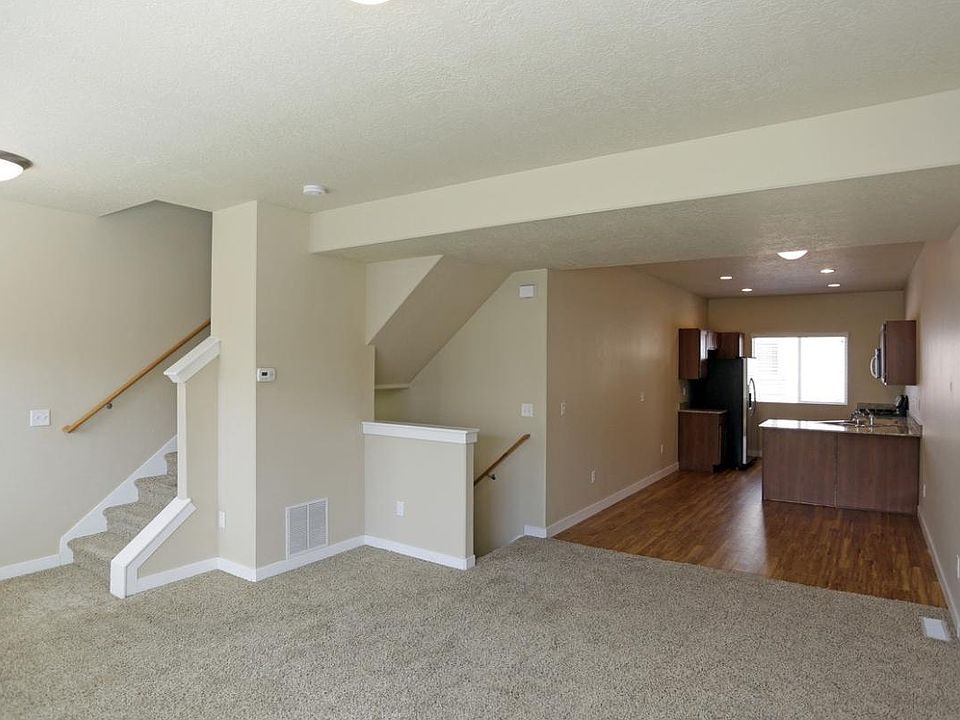 1st image of 3801 W Summer Bluff Ln