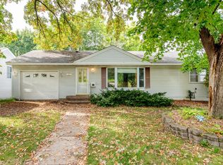 1359 Sumner St, Saint Paul, MN 55116