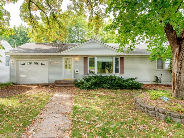 1359 Sumner St, Saint Paul, MN 55116
