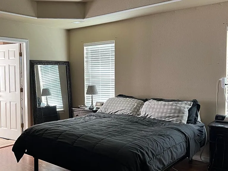 405 Century Dr — Photo 8