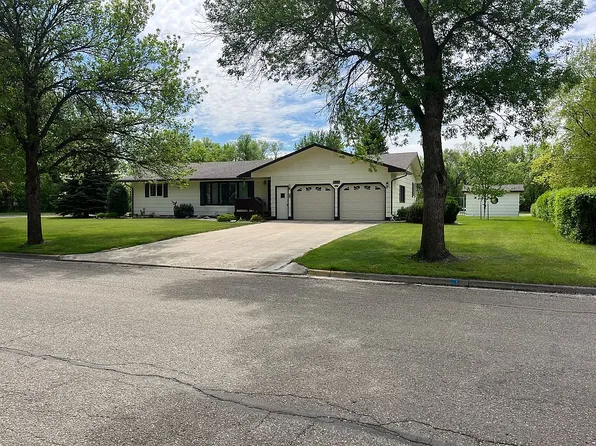 140 Riverside Dr, Stephen, MN 56757