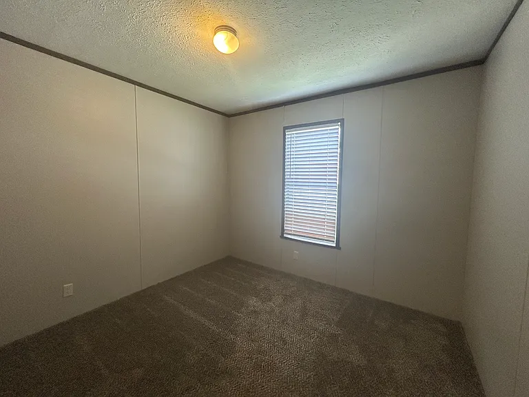 449 Montana St — Photo 15