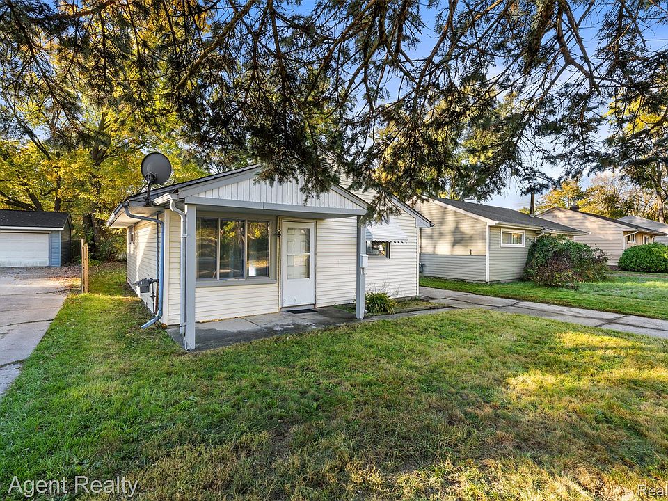 241 W Yale Ave, photo 22