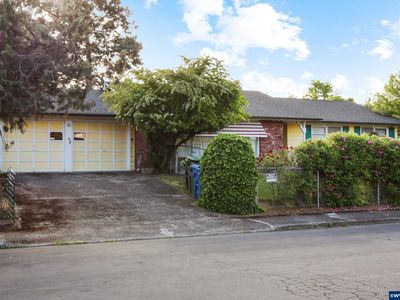 620 Plaza Del Rey NE, Salem, OR, 97303