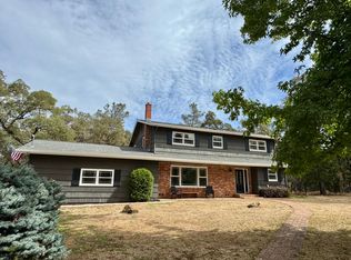 5780 Stanley Dr, Auburn, CA 95602