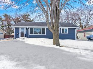 216 4th St NE, Osseo, MN 55369