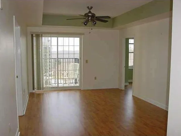 195 14th St NE #1010 — Photo 10